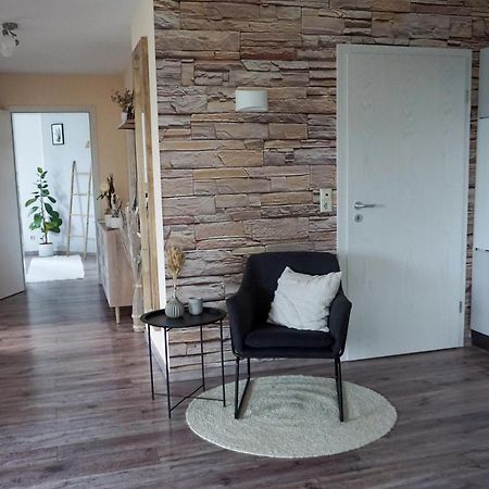 Schoene Wohnung Mit Terrasse & Blick Ins Gruene Dormettingen Bagian luar foto