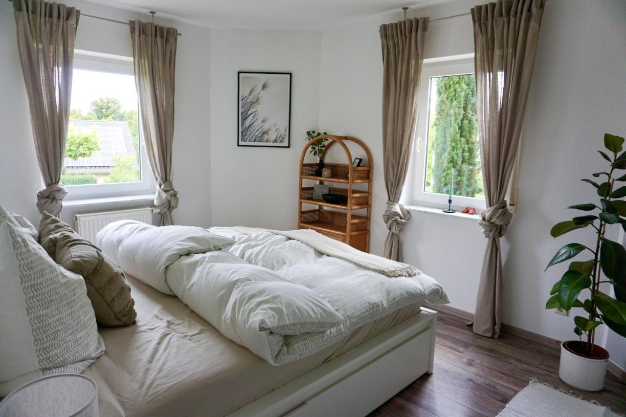 Schoene Wohnung Mit Terrasse & Blick Ins Gruene Dormettingen Bagian luar foto
