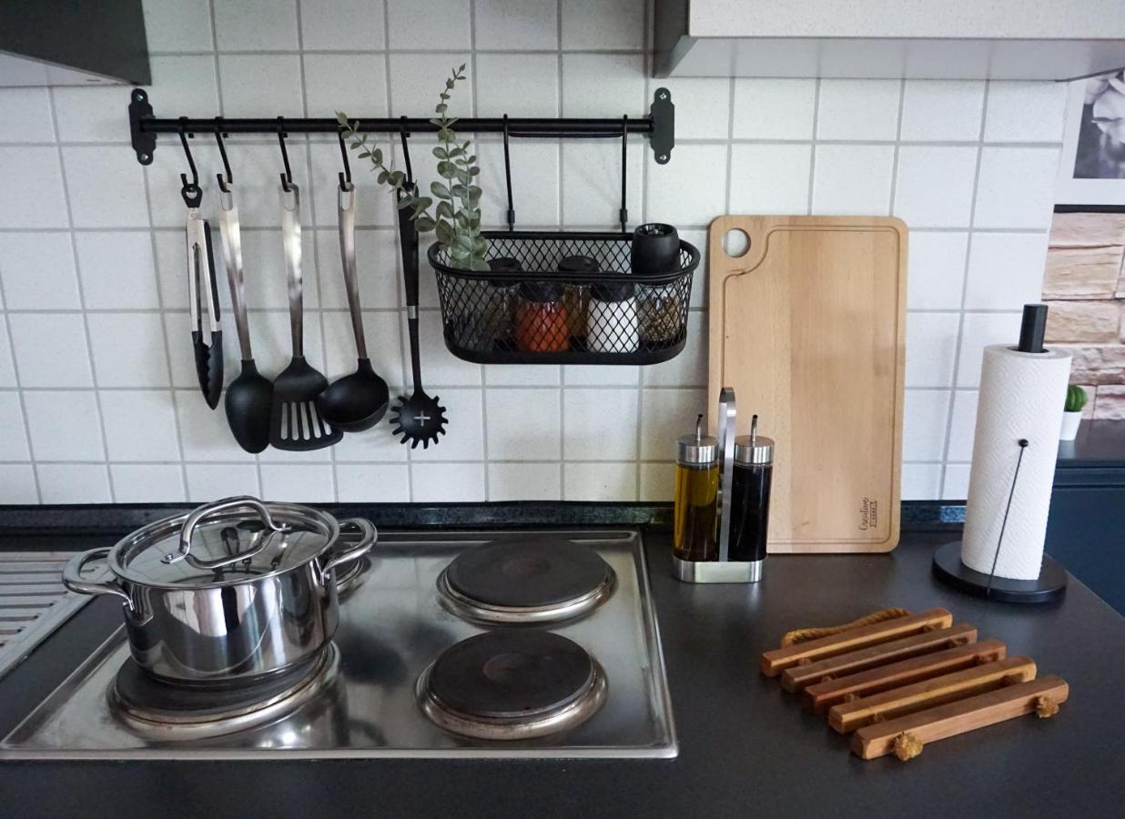Schoene Wohnung Mit Terrasse & Blick Ins Gruene Dormettingen Bagian luar foto